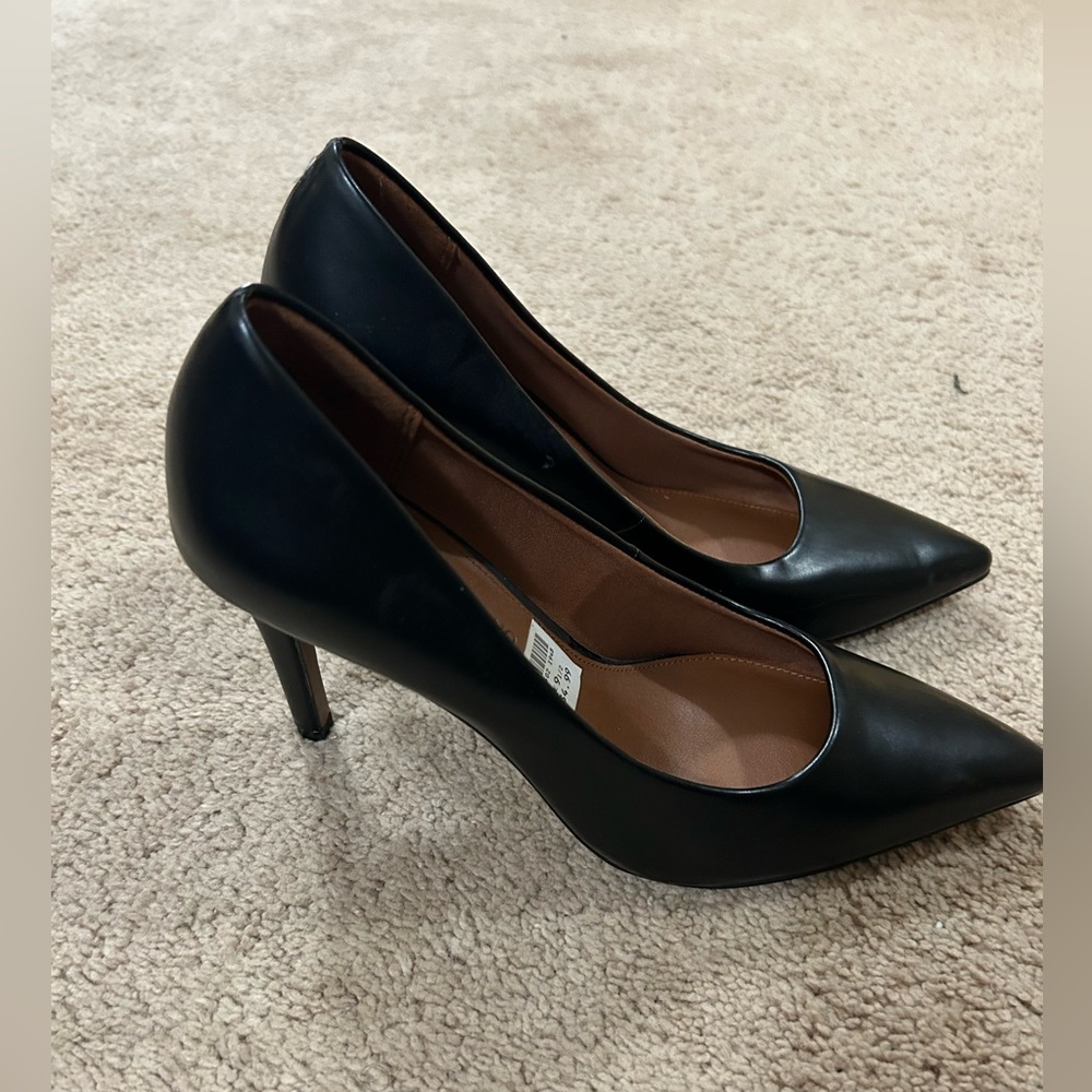 Black 4in heel from Payless.